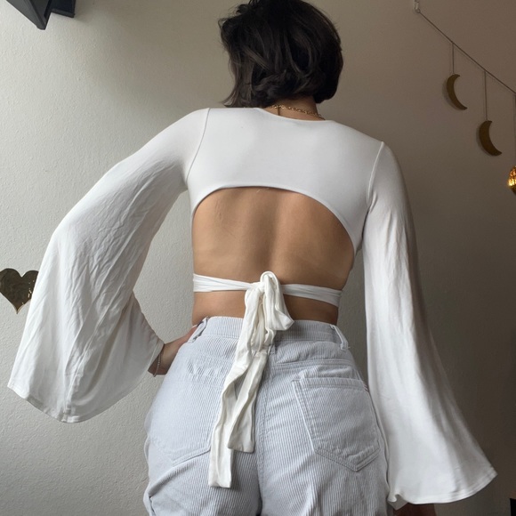 Long Sleeve White Crop Top - Picture 2 of 2